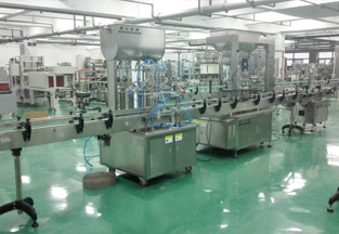 橄欖油液體灌裝(zhuang)旋蓋貼標(biao)機生產線
